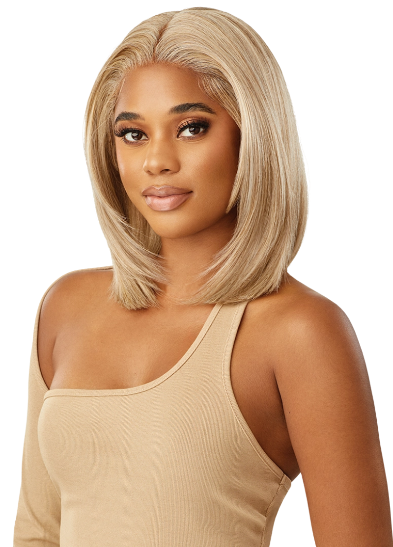 Outre Melted Hairline Glueless HD Lace Front Wig MORA