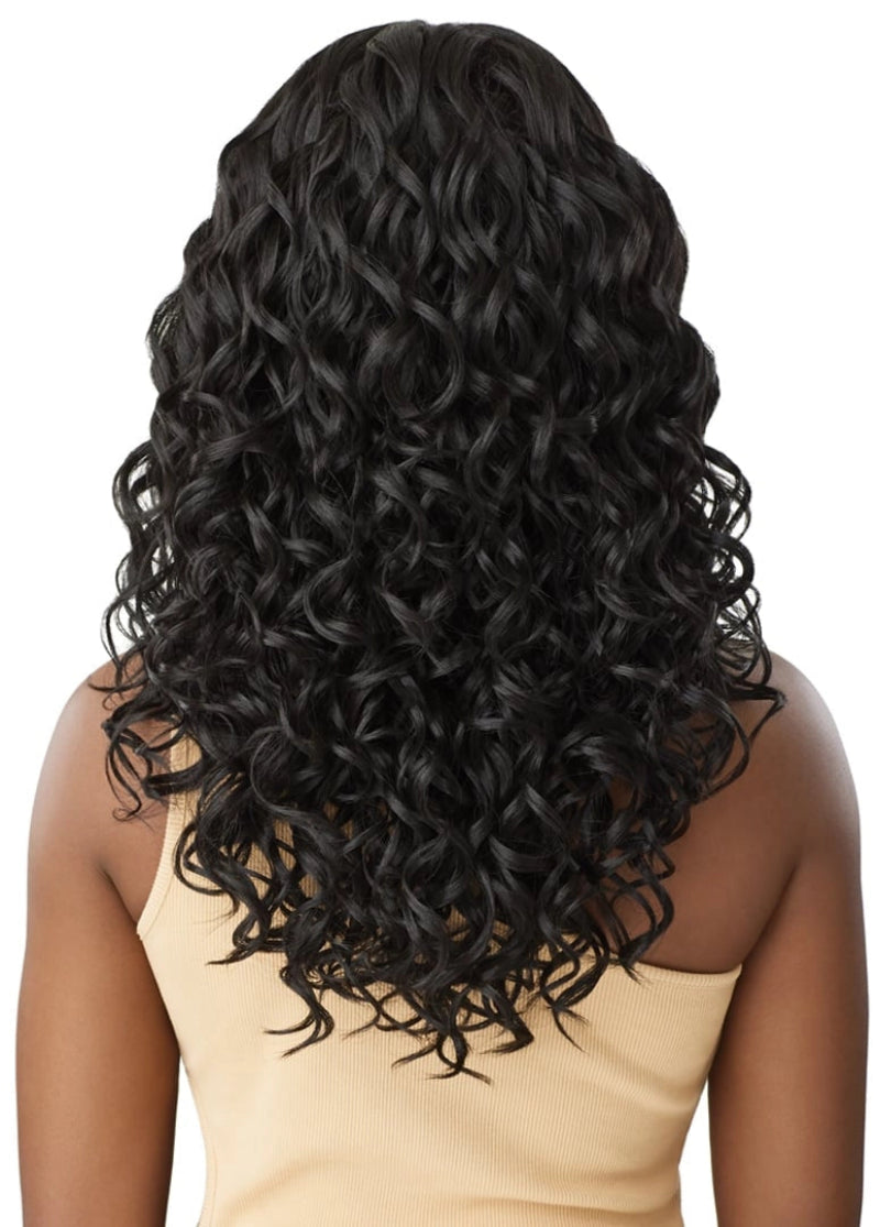 Outre Perfect Hairline Glueless 13x6 HD Lace Front Wig KASHIA