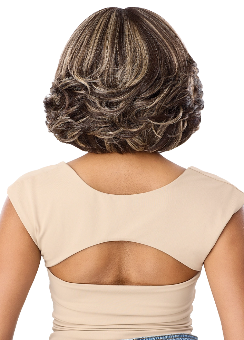 Outre Perfect Hairline Glueless 13x4 HD Lace Frontal Wig PH 40