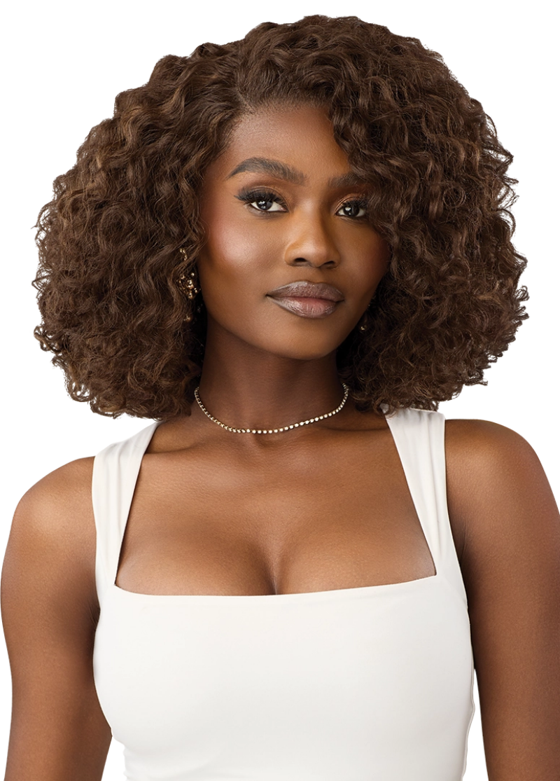 Outre Perfect Hairline Glueless HD 13x4 Lace Frontal Wig PH 3