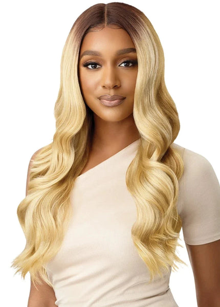Outre HD Lace Front Deluxe Wig VERINA (discount applied)