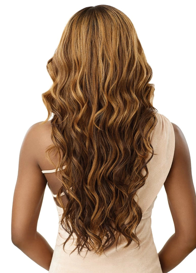 Outre Melted Hairline Glueless HD Transparent Lace Front Wig ADIRA 26"