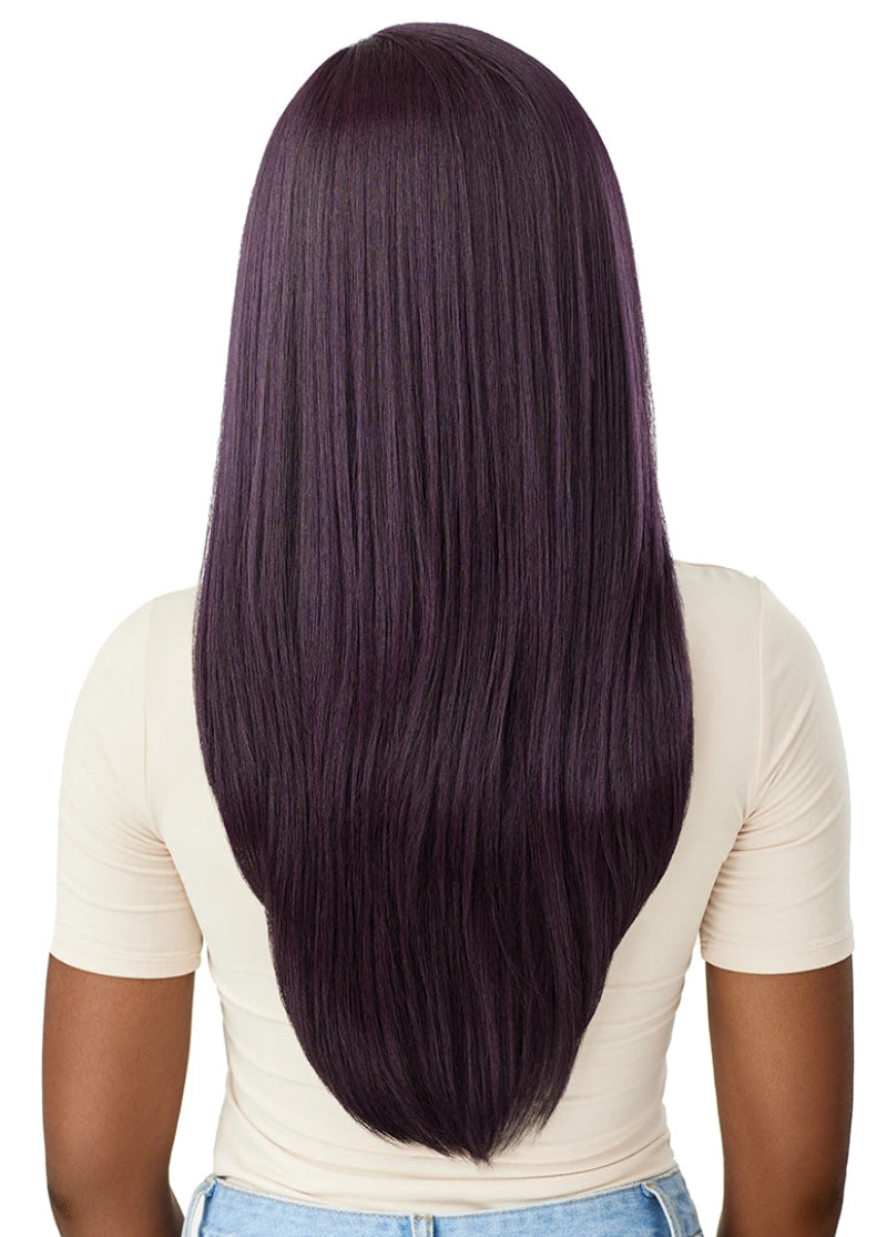 Outre Melted Hairline Glueless HD Transparent Lace Front Wig ASHER 26"