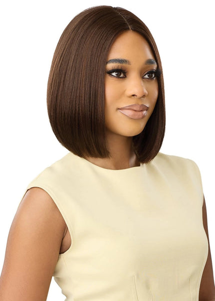 Outre Style And Dash 3" Deep Lace Part Wig DAILY WIG 14