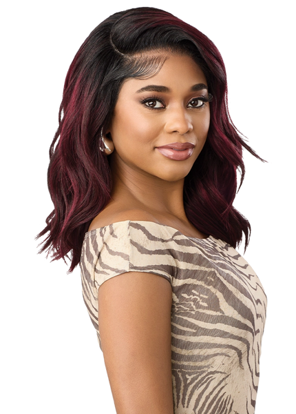Outre Melted Hairline TruCurve Glueless HD Transparent Lace Front Wig TRUCURVE 9