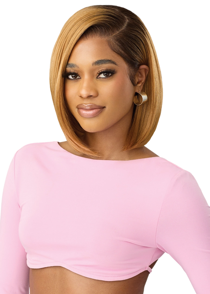 Outre True Frontal Perfect Hairline Glueless 13x6 HD Pre-Shaped Lace Front Wig PEAK 709