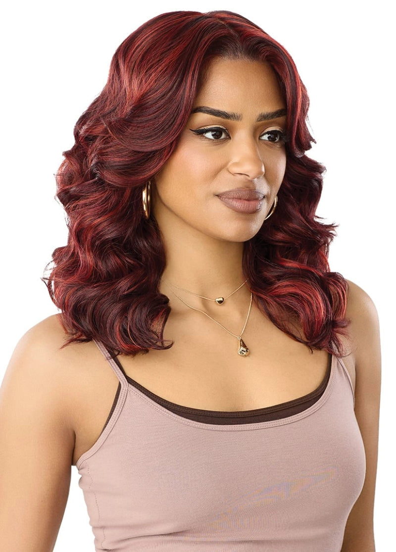 Outre Perfect Hairline OnVybes Glueless 13x6 Lace Front Wig ONVYBE 17