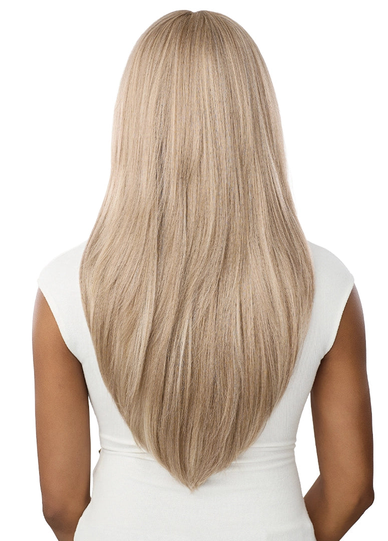 Outre Lace Front Glueless HD Transparent Lace Front Wig LAURELLA