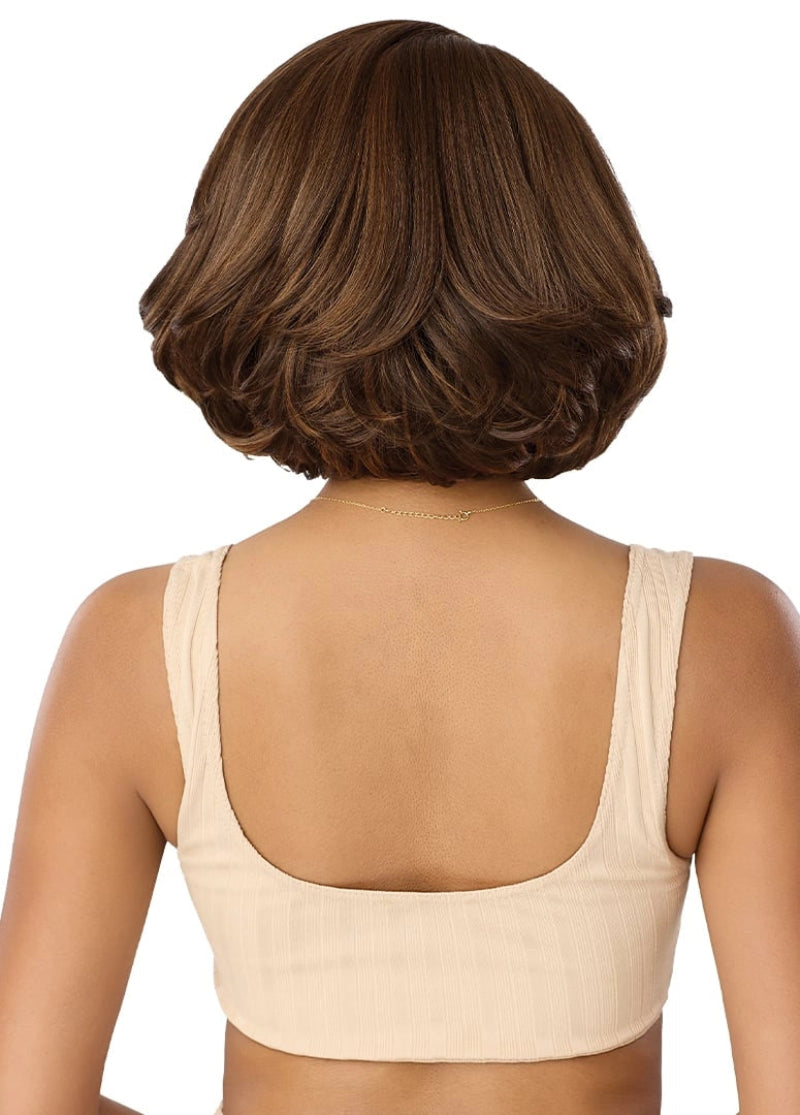 Outre Lace Front Glueless HD Transparent Lace Front Wig MARVINA 10"