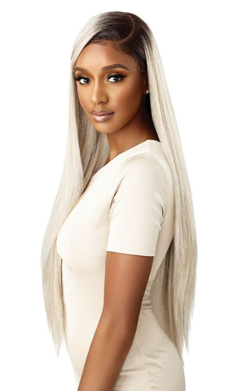 Outre Synthetic HD Lace Front Wig Sleeklay Part DARBY
