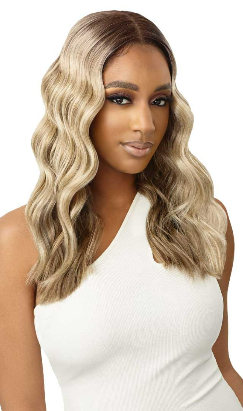 Outre Sleeklay Part Synthetic HD Lace Front Wig DARIANA
