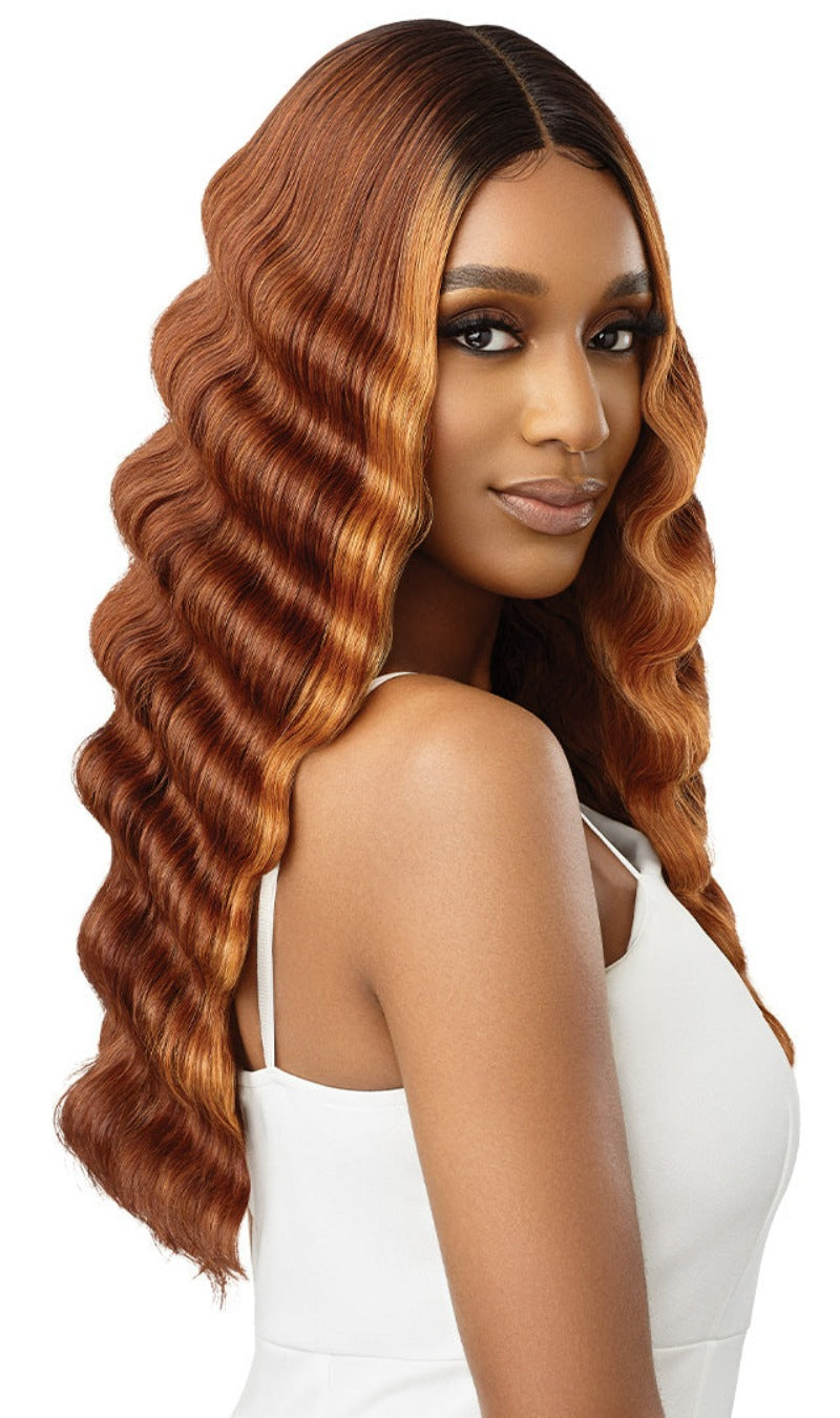 Outre Sleeklay Part HD Lace Front Wig MARIPOSA